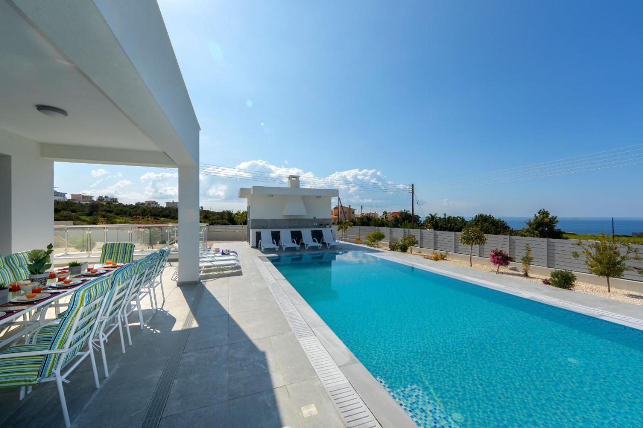 Villa Pleiades Paphos Eksteriør bilde