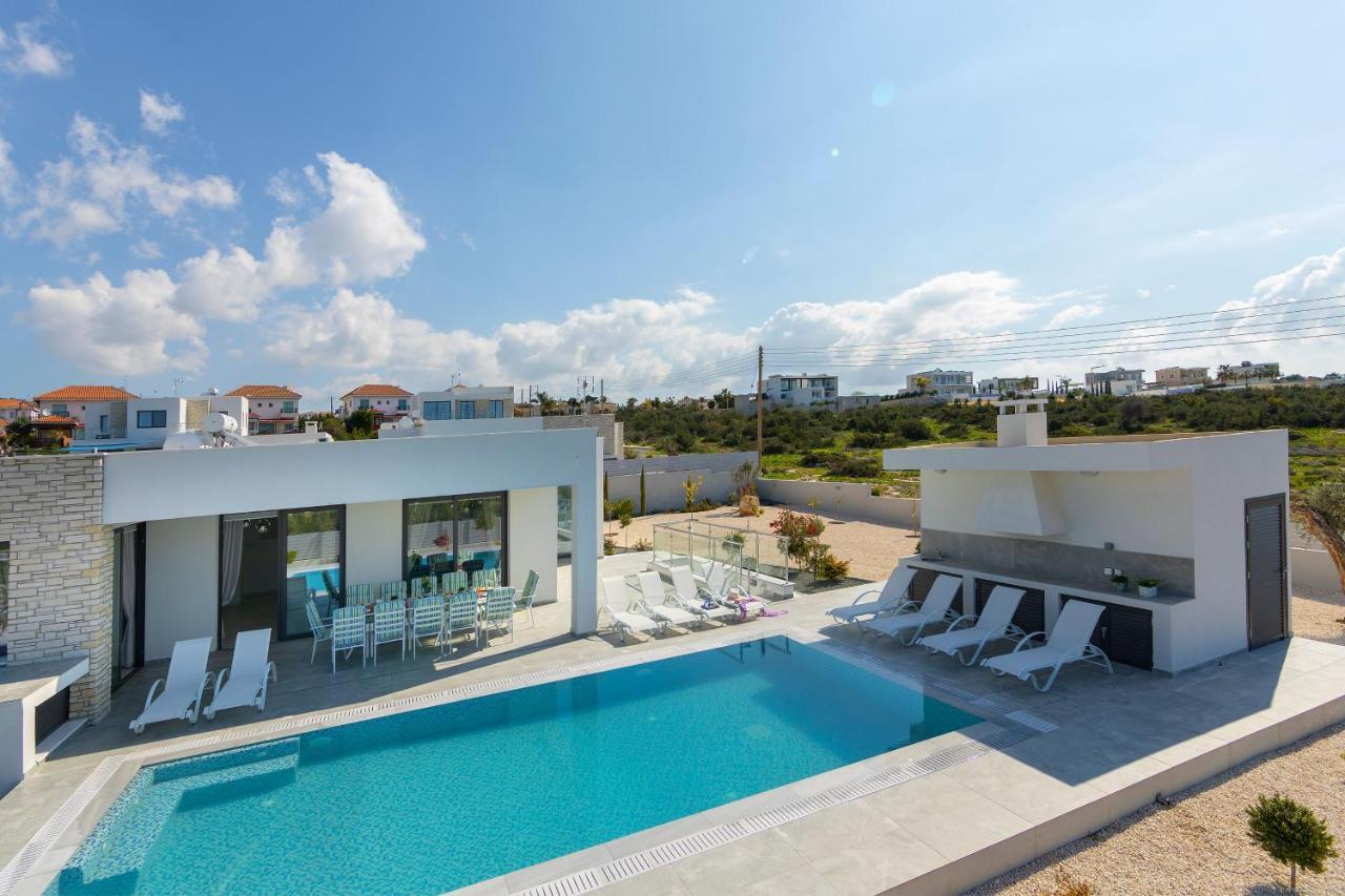 Villa Pleiades Paphos Eksteriør bilde